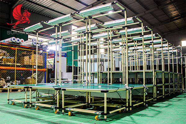 ban-thao-tac-lap-rap-sukavina 4.jpg (402 KB)
